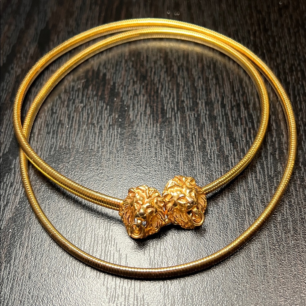 Vintage 80s Gold Omega Stretchy Chain Belt with Lion Head Doorknocker Clasp
